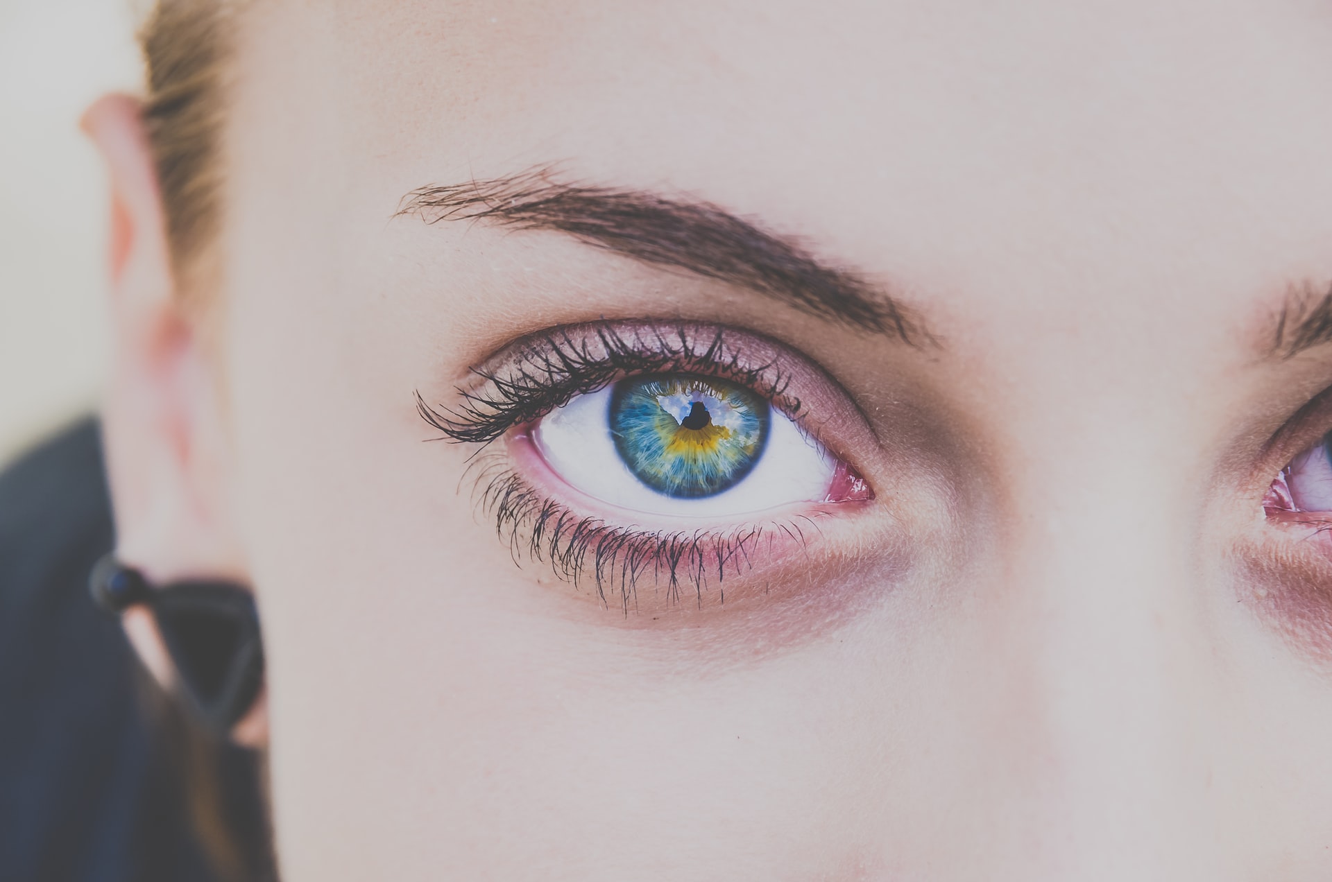 Combining Eyelid Surgery and Nonsurgical Treatments for Optimal Results